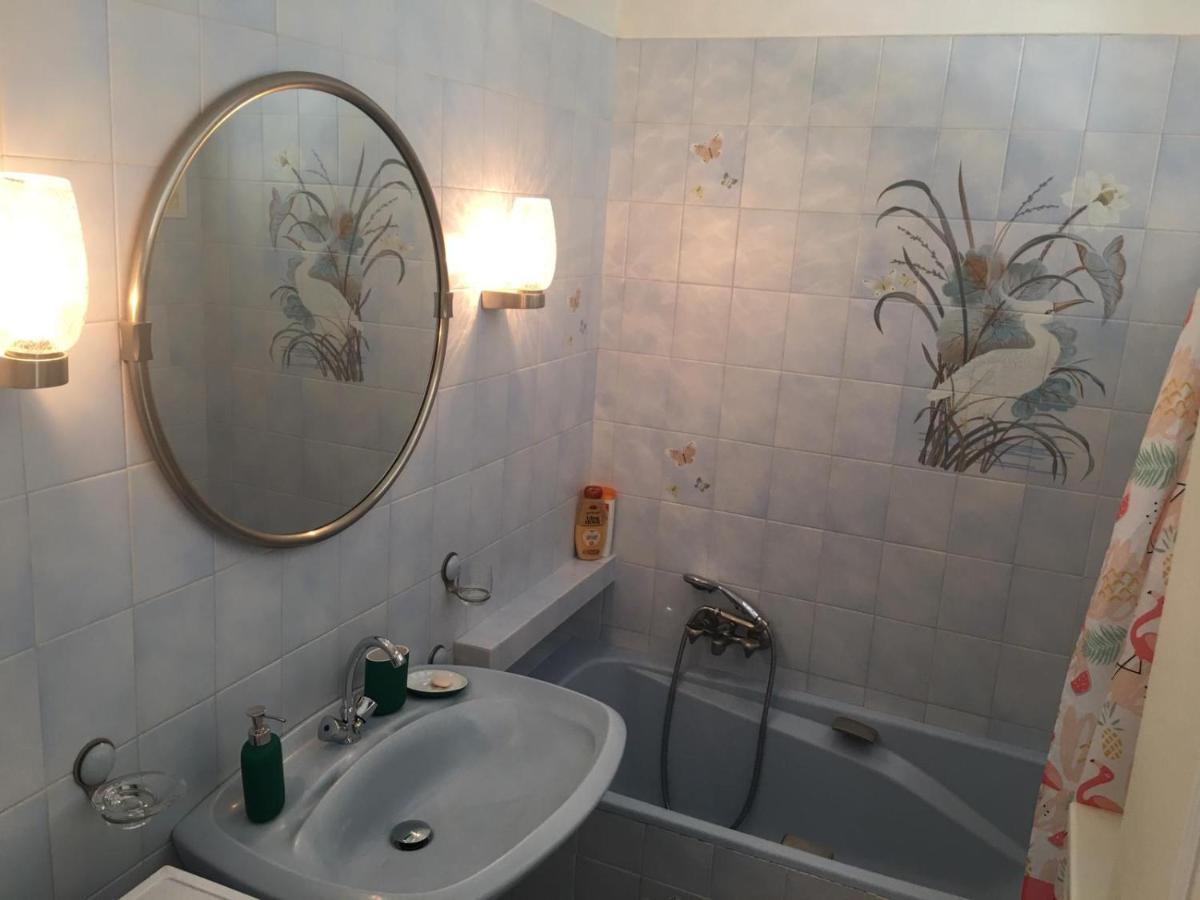 Superbe Appartement 3 Pieces Vue Mer Dans Une Residence Arboree 5 Min De La Mer Nice Exterior photo